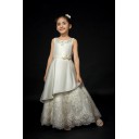 Elegant|Bescheiden Garten|Outdoor Kapelle Schleppe Weiß Satin Brautkleider mit Neckholder