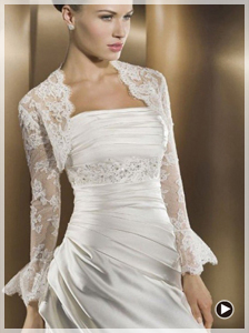 Brautkleid mit Bolero